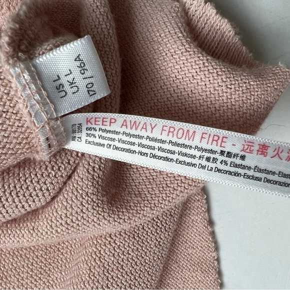 2/25 Urban Outfitters Out From Under Womens Emmy Cropped Henley
Top Long Sleeve - Picture 4 of 6